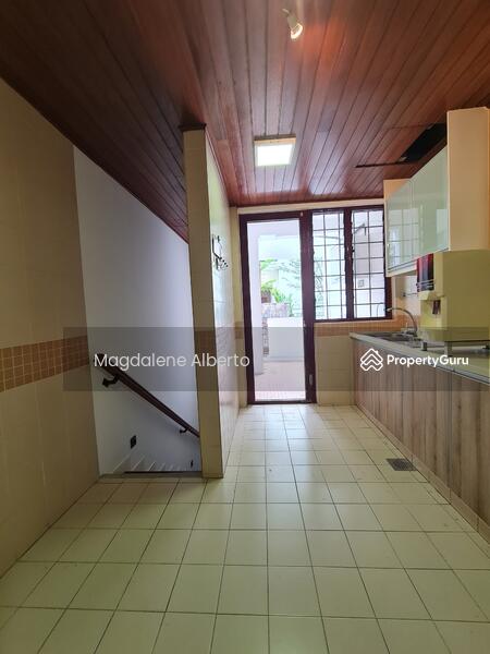 For Sale - Fernlea Court