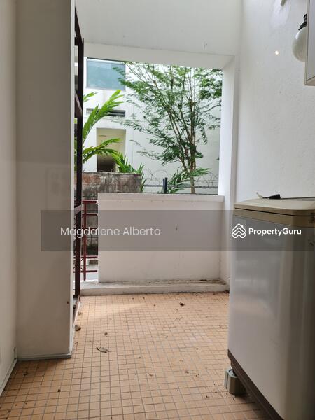 For Sale - Fernlea Court