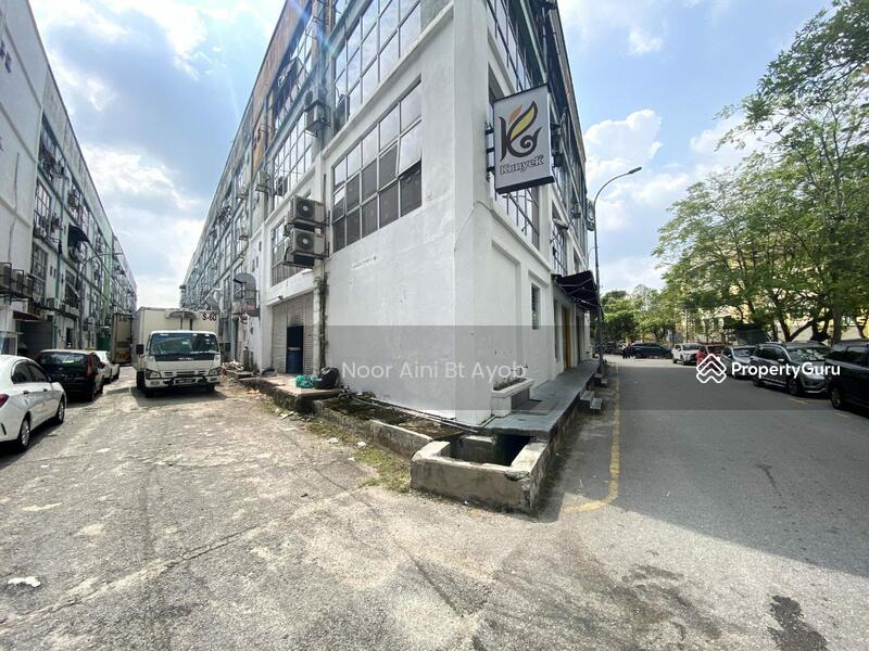 Untuk Dijual - ENDLOT 3 Storey Shoplot Seksyen 9 Shah Alam