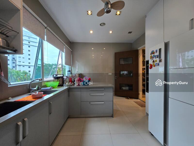 Desa Eight untuk Untuk Dijual - RM 2,500,000, Mac 2026 - PropertyGuru.com.my