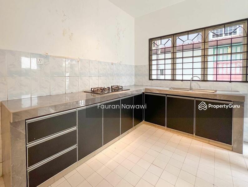 2-storey Terraced House for Sale in Serdang Jaya (Seri Kembangan) - Fauran Nawawi - PropertyGuru.com.my