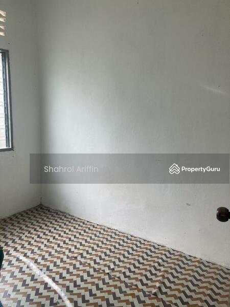 For Sale - Taman Selasih Lukut Port Dickson