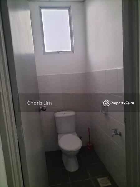For Rent - Bandar Tiram shop