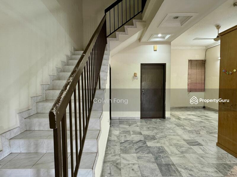 Stairs towards 2nd floor