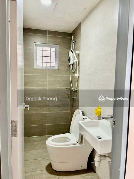 Untuk Disewa - Koi Suites