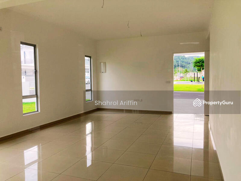 For Sale - TIARA SENDAYAN (PRESINT 9B)