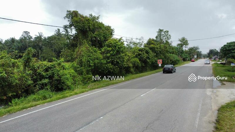 Untuk Dijual - ( 1,582 KP, Tepi Jalan, Bebas Banjir) Lot Kedai di Kok Lanas, Ketereh, Kelantan