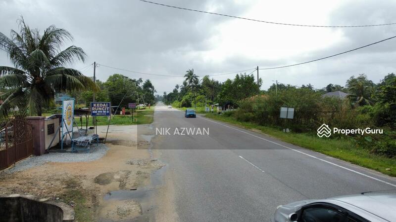 Untuk Dijual - ( 1,582 KP, Tepi Jalan, Bebas Banjir) Lot Kedai di Kok Lanas, Ketereh, Kelantan