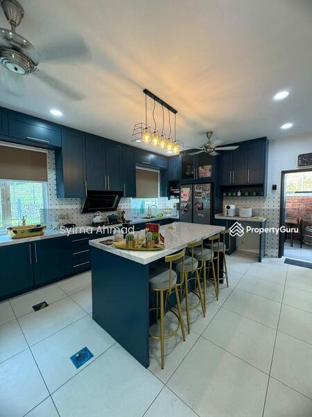 Untuk Dijual - Freehold FULLY FURNISHED Bungalow 2.5 Storey Sikamat, Seremban