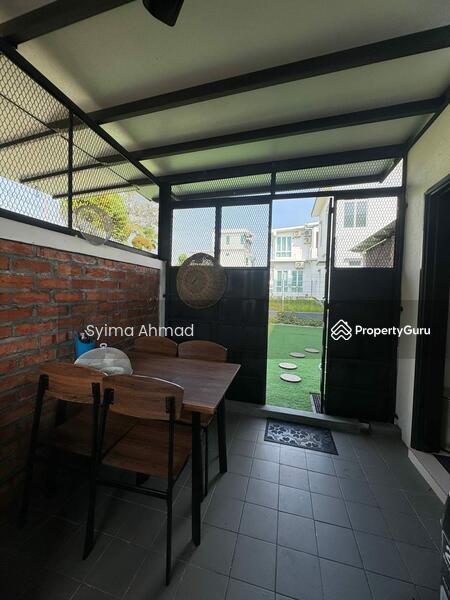 Untuk Dijual - Freehold FULLY FURNISHED Bungalow 2.5 Storey Sikamat, Seremban