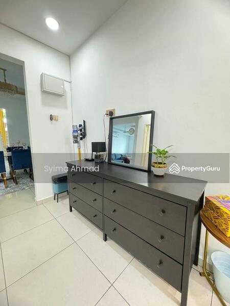 Untuk Dijual - Freehold FULLY FURNISHED Bungalow 2.5 Storey Sikamat, Seremban