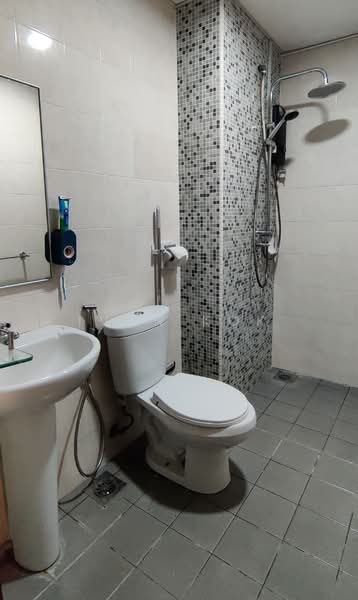 For Rent - Metropolitan Square