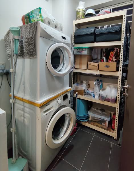 For Rent - Metropolitan Square