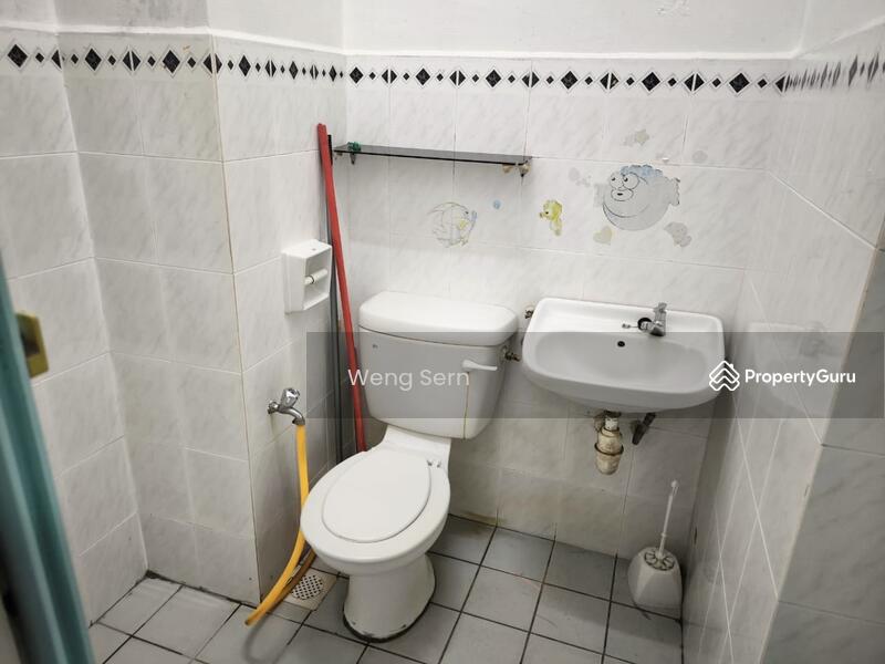 Condominium for Rent at Azuria Condominium - Weng Sern - PropertyGuru.com.my