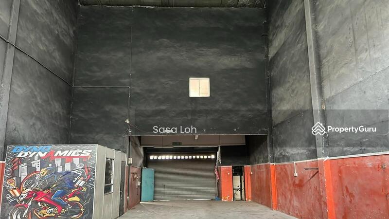 For Sale - 1.5 Storey Factory - End lot, Fully Extended with Cf, 50x80 For Sale