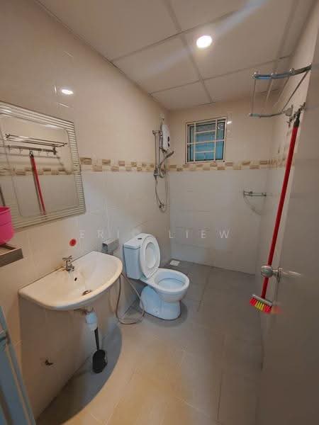 Kondominium untuk Disewa di 1 Razak Mansion - Eric Liew - Bathroom - PropertyGuru.com.my
