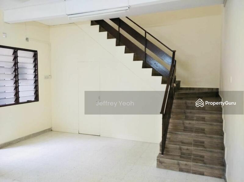 Untuk Dijual - 2/storey terraced @ Tanjung Bungah