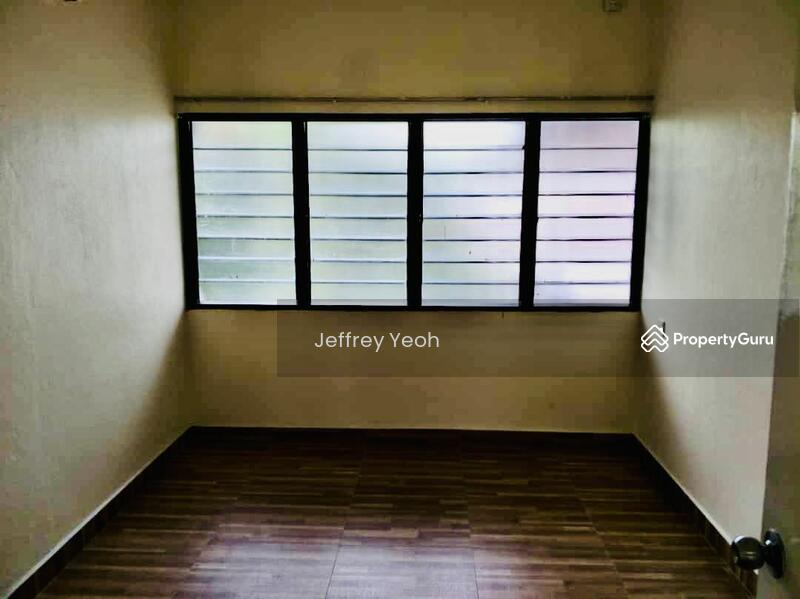 Untuk Dijual - 2/storey terraced @ Tanjung Bungah