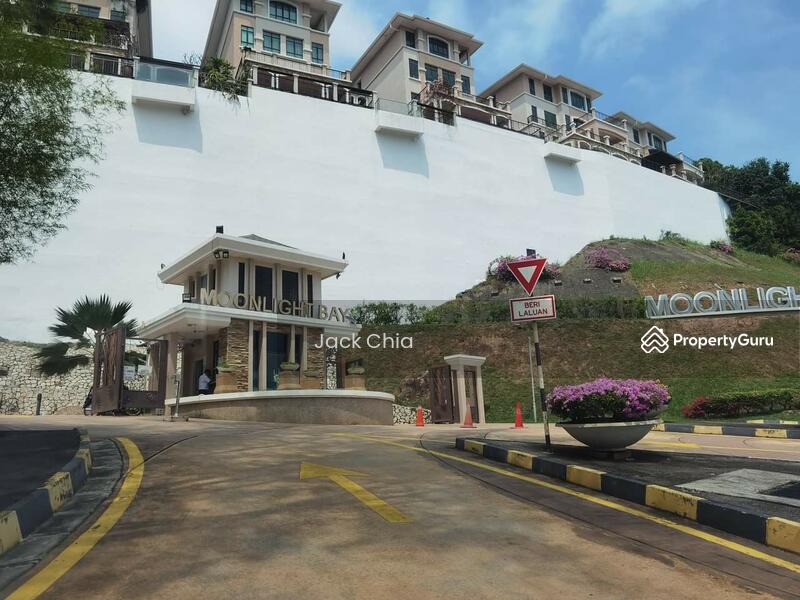 For Sale - Moonlight Bay