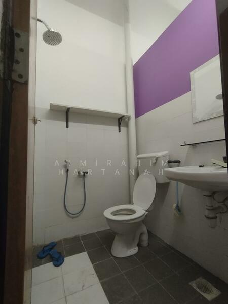 Rumah Teres untuk Dijual di Kampung Sungai Lang (Banting) - AimiRahim Hartanah - PropertyGuru.com.my