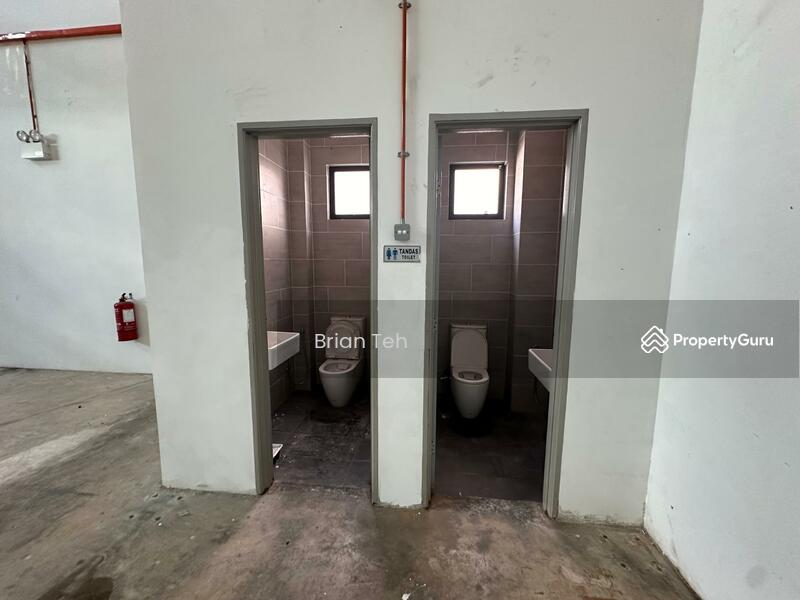 For Rent - 3 Storey Light Industrial Detached Factory For Rent at Permatang Tinggi