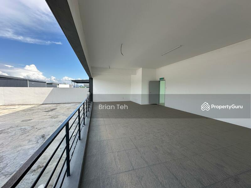 For Rent - 3 Storey Light Industrial Detached Factory For Rent at Permatang Tinggi