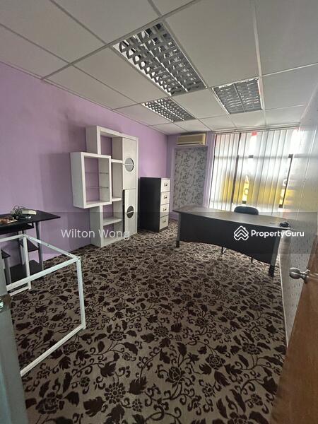 Untuk Disewa - Shoplot for rent at Subang Permai