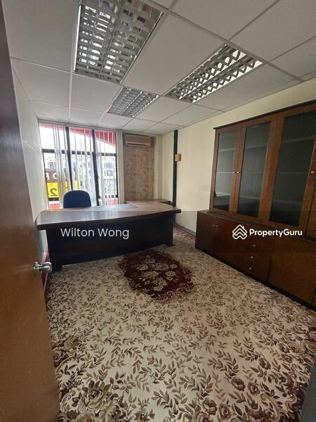 Untuk Disewa - Shoplot for rent at Subang Permai