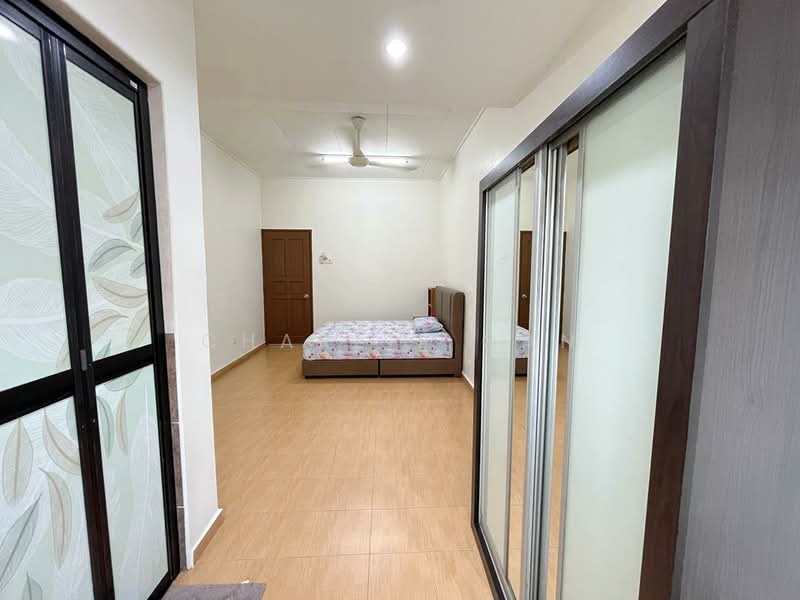 Terraced House for Rent in Bandar Botanic (Klang) - Charlie Gan - Bedroom - PropertyGuru.com.my