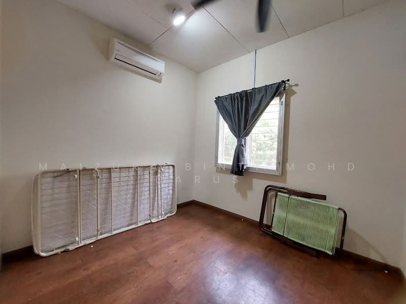 Rumah Banglo untuk Dijual di Mahkota Hills (Lenggeng) - Maizura binti Mohd Darus - Bedroom - PropertyGuru.com.my