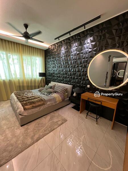 Untuk Dijual - The Pier