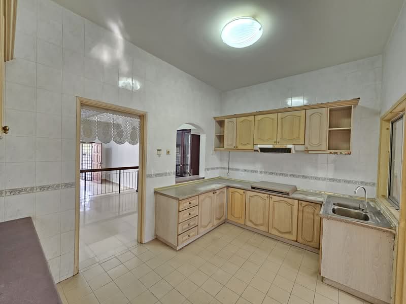 2-storey Terraced House for Sale in Bukit Jelutong (Shah Alam) - Winny Su - PropertyGuru.com.my