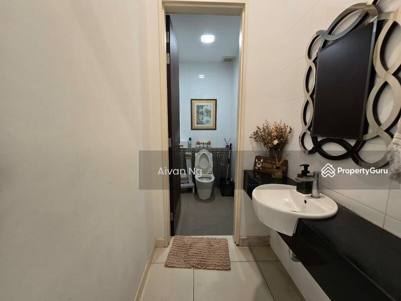 Rumah Berkembar untuk Dijual di Bandar Sungai Long (Selangor) - Aivan Ng - PropertyGuru.com.my