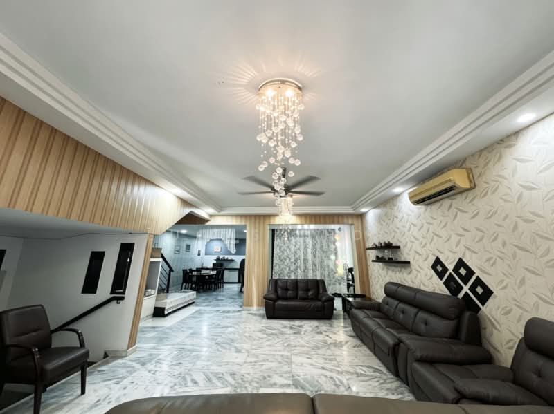 3.5-storey Terraced House for Sale in Bukit Wangsamas (Setiawangsa) - Lucas Choo - Living Room - PropertyGuru.com.my