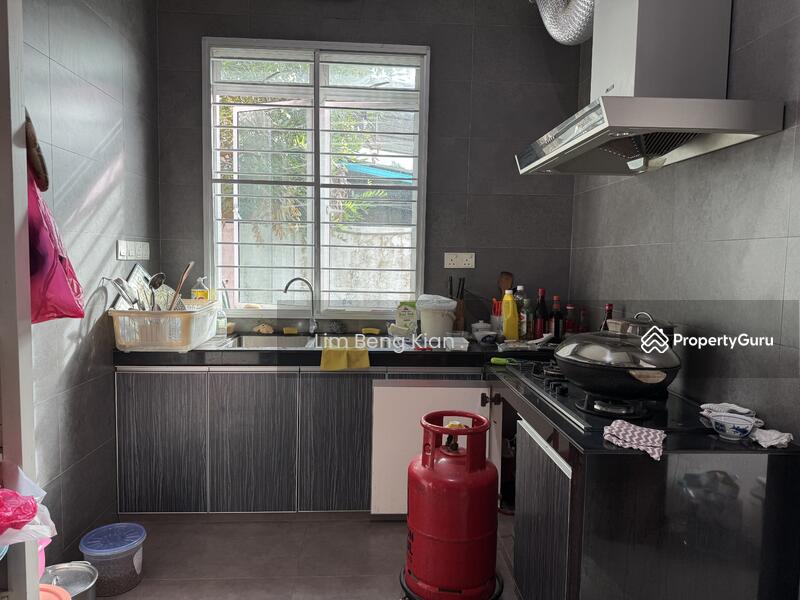 For Sale - Double storey bungalow kampung baru Balakong