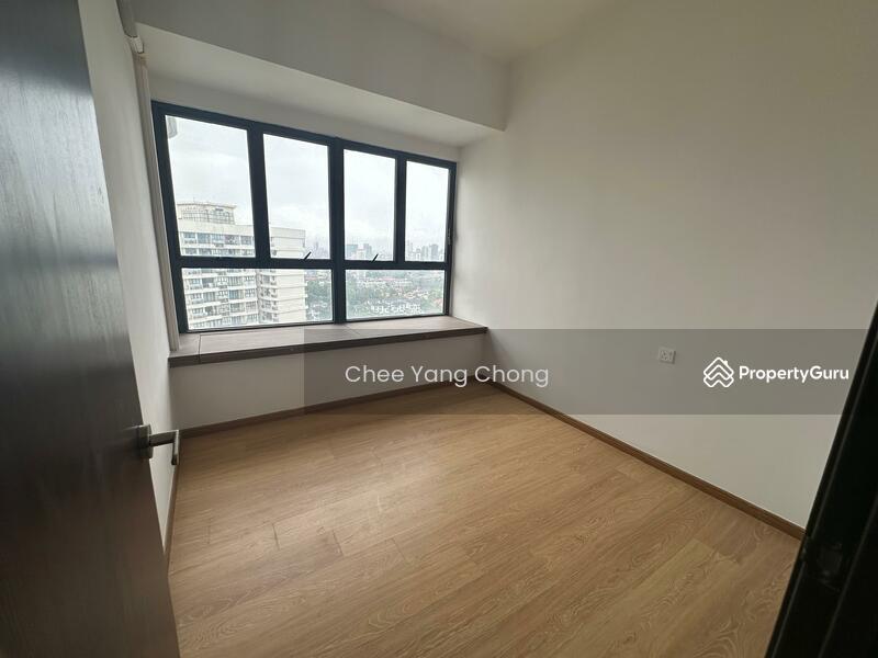 For Sale - Kings Bay @ Country Garden Danga Bay