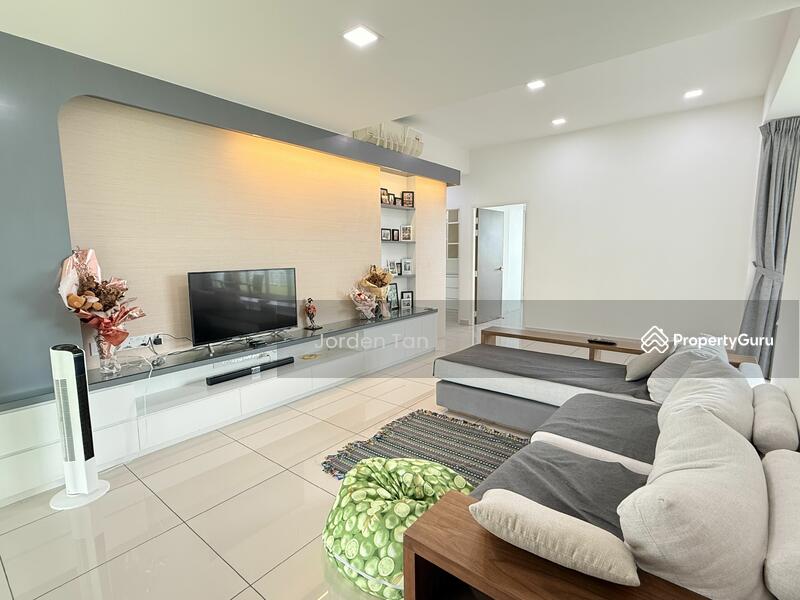 For Rent - Skyridge Garden