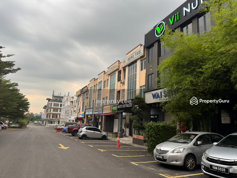 For Sale - 3sty With Basement Shop Office Mainroad Bandar Mahkota Cheras