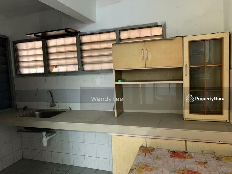 Untuk Dijual - PPR Desa Tun Razak