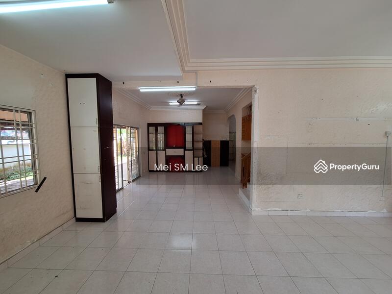 Taman Bukit Permai, Bandar Sg Long Living Room