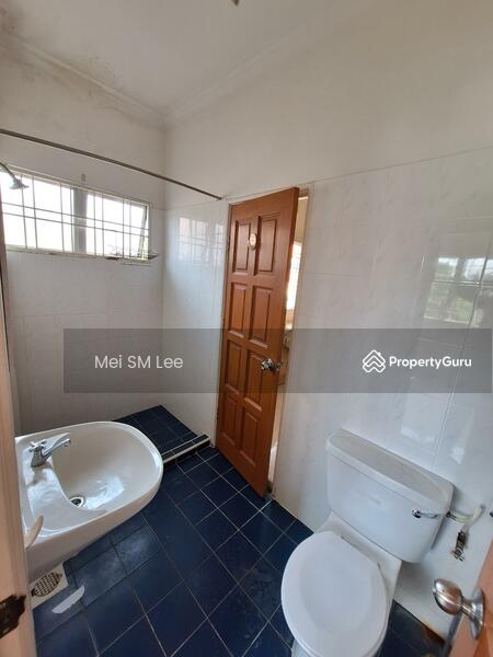 Taman Bukit Permai, Bandar Sg Long Bathroom