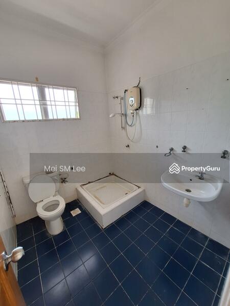 Taman Bukit Permai, Bandar Sg Long Bathroom