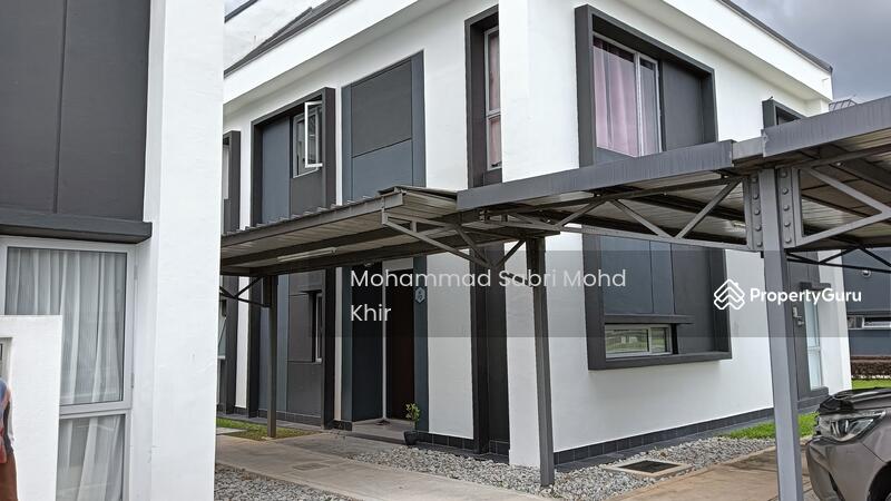 Entrance to Ergo Homes. 