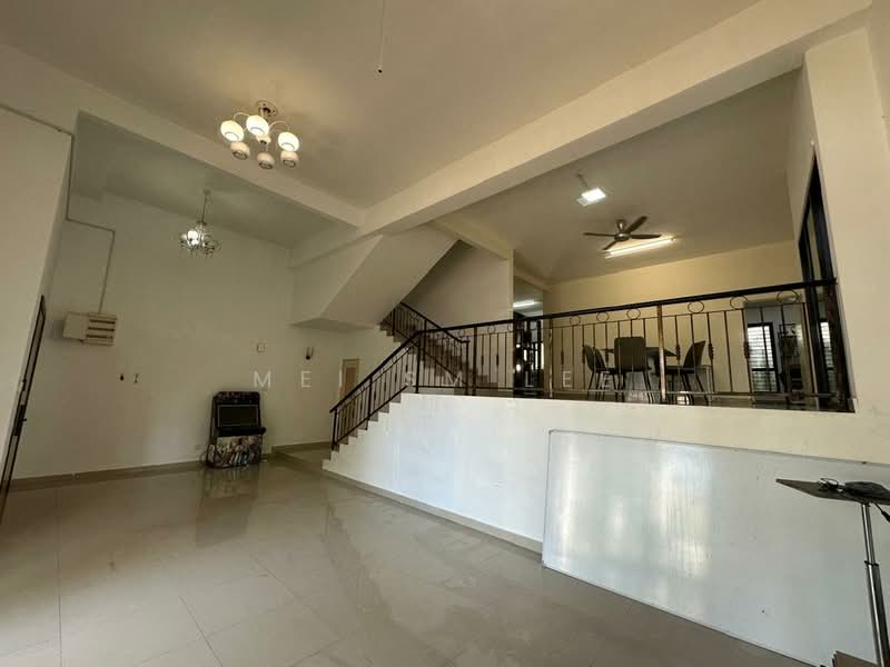 Semi-Detached House for Sale in Taman Bukit Prima (Cheras) - Mei SM Lee - The Peak, Taman Bukit Prima, Cheras Living Room - PropertyGuru.com.my