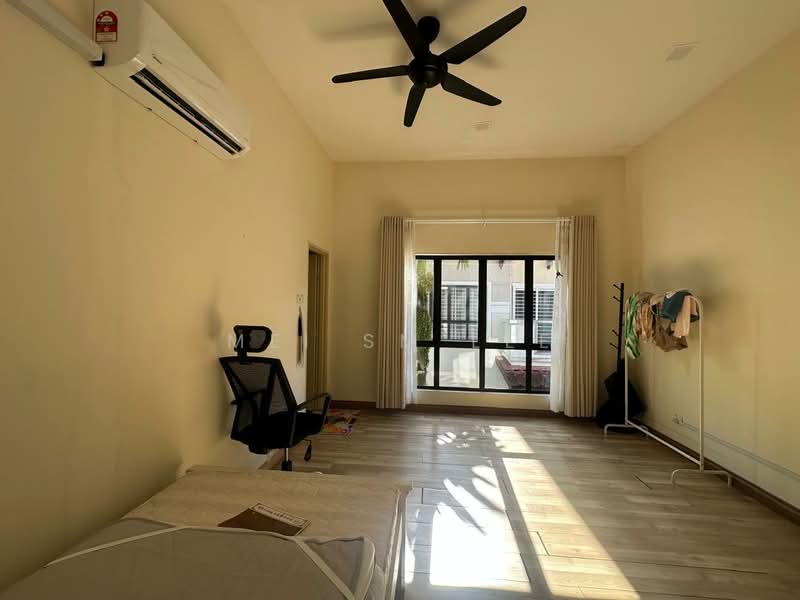 Semi-Detached House for Sale in Taman Bukit Prima (Cheras) - Mei SM Lee - The Peak, Taman Bukit Prima, Cheras Bedroom - PropertyGuru.com.my