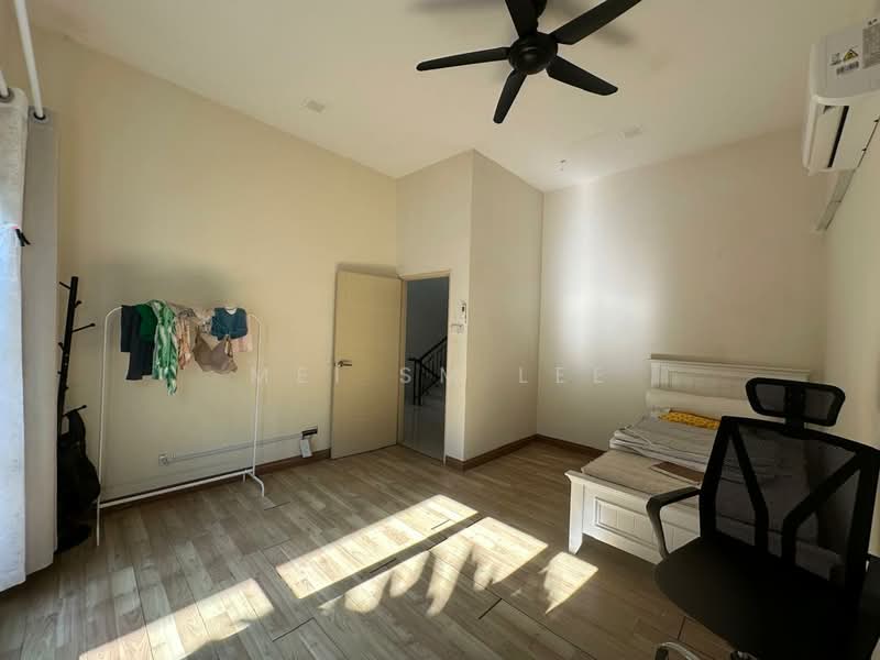 Semi-Detached House for Sale in Taman Bukit Prima (Cheras) - Mei SM Lee - The Peak, Taman Bukit Prima, Cheras Bedroom - PropertyGuru.com.my