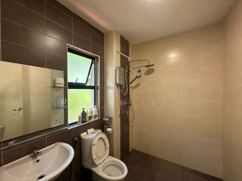 Semi-Detached House for Sale in Taman Bukit Prima (Cheras) - Mei SM Lee - The Peak, Taman Bukit Prima, Cheras Bathroom - PropertyGuru.com.my
