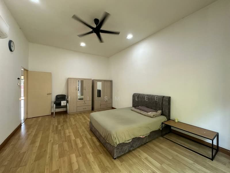 Semi-Detached House for Sale in Taman Bukit Prima (Cheras) - Mei SM Lee - The Peak, Taman Bukit Prima, Cheras Bedroom - PropertyGuru.com.my