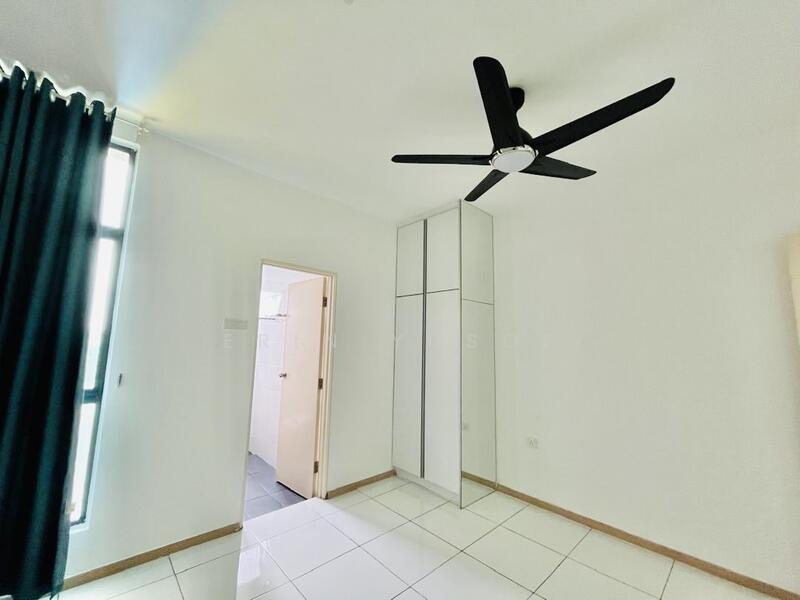 For Rent - Vista Alam