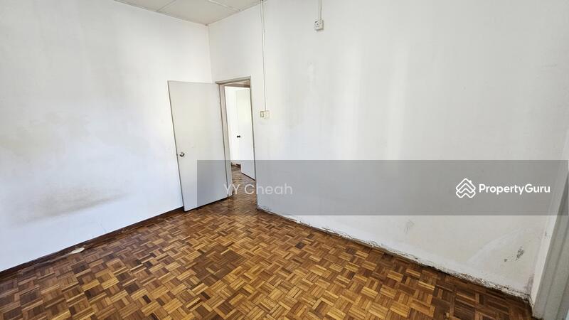 Untuk Dijual - Bercham, Pakatan Jaya Intermediate Corner